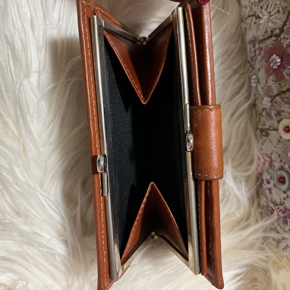 Wallet - Picture 5 of 8